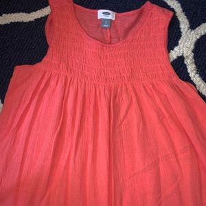 Cute, airy smocked gauze salmon (pinkish) tank!